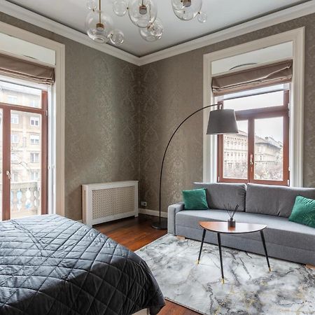 Luxury Apartment With Balcony Next To The New York Cafe Budapešť Exteriér fotografie
