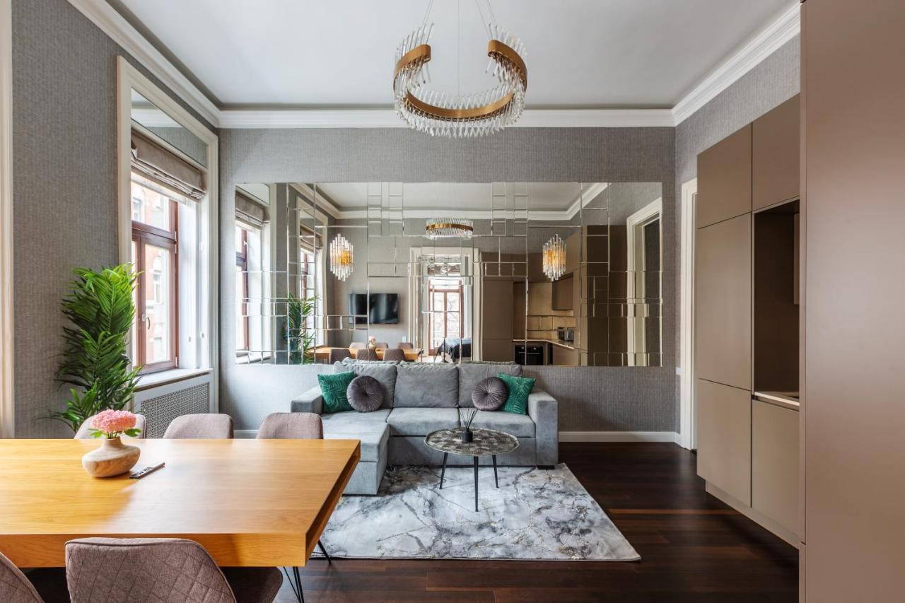 Luxury Apartment With Balcony Next To The New York Cafe Budapešť Exteriér fotografie